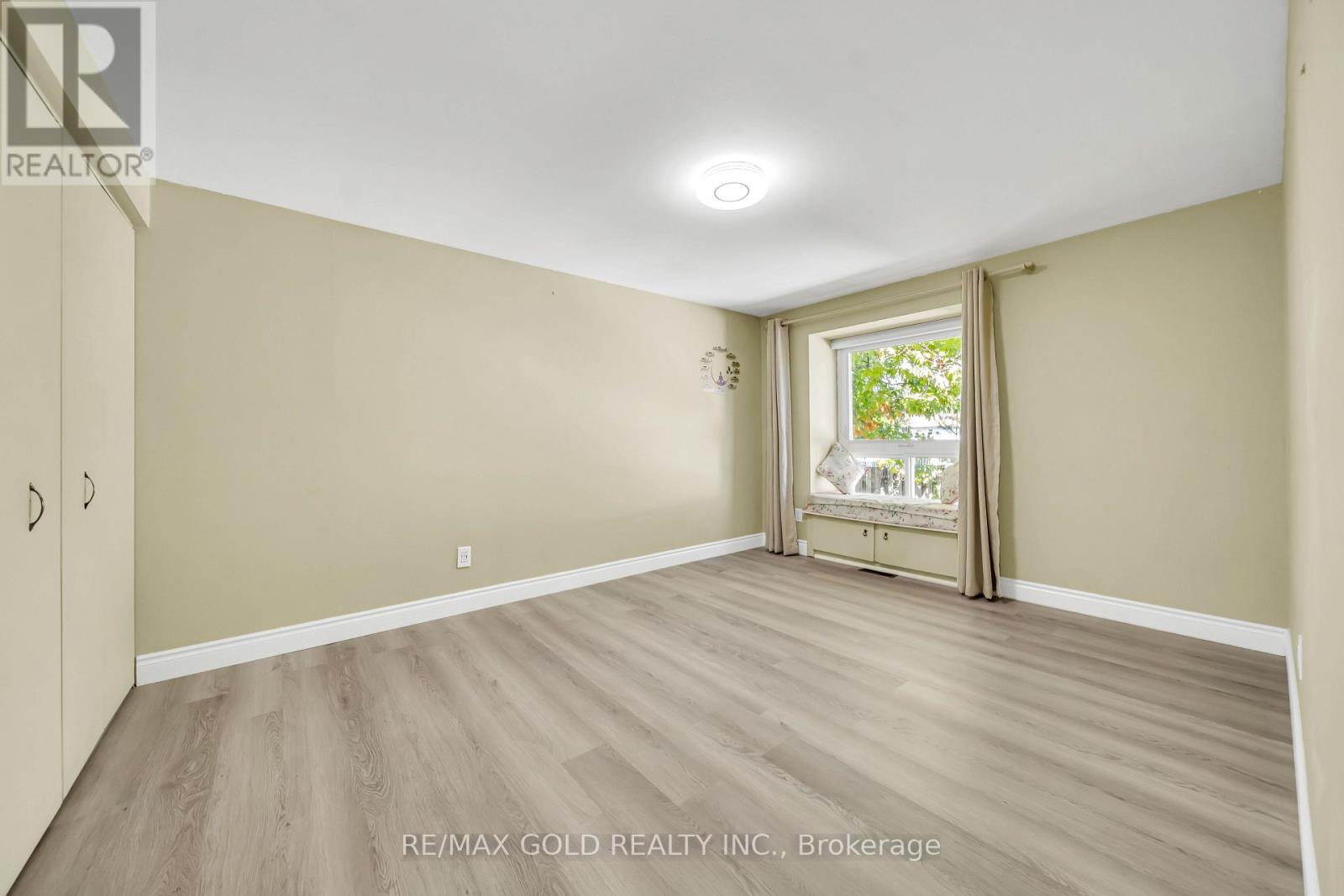 Main - 70 Glenmore Crescent, Brampton, Ontario  L6S 1H8 - Photo 24 - W13861538