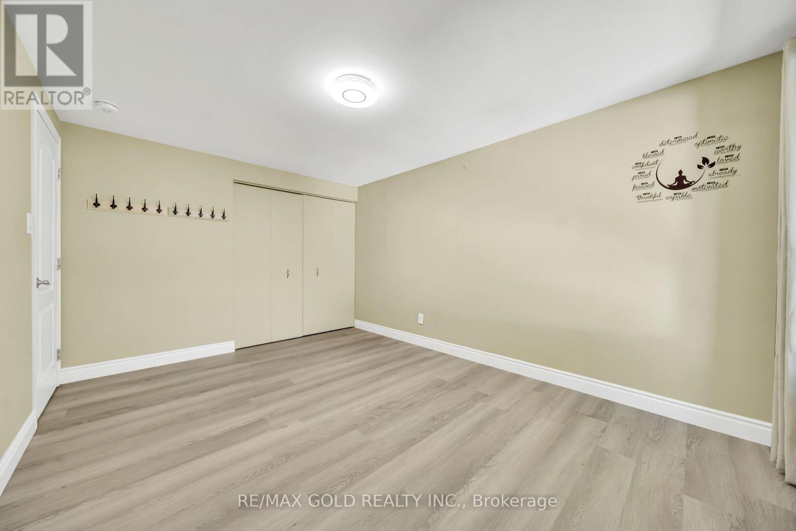 Main - 70 Glenmore Crescent, Brampton, Ontario  L6S 1H8 - Photo 25 - W13861538