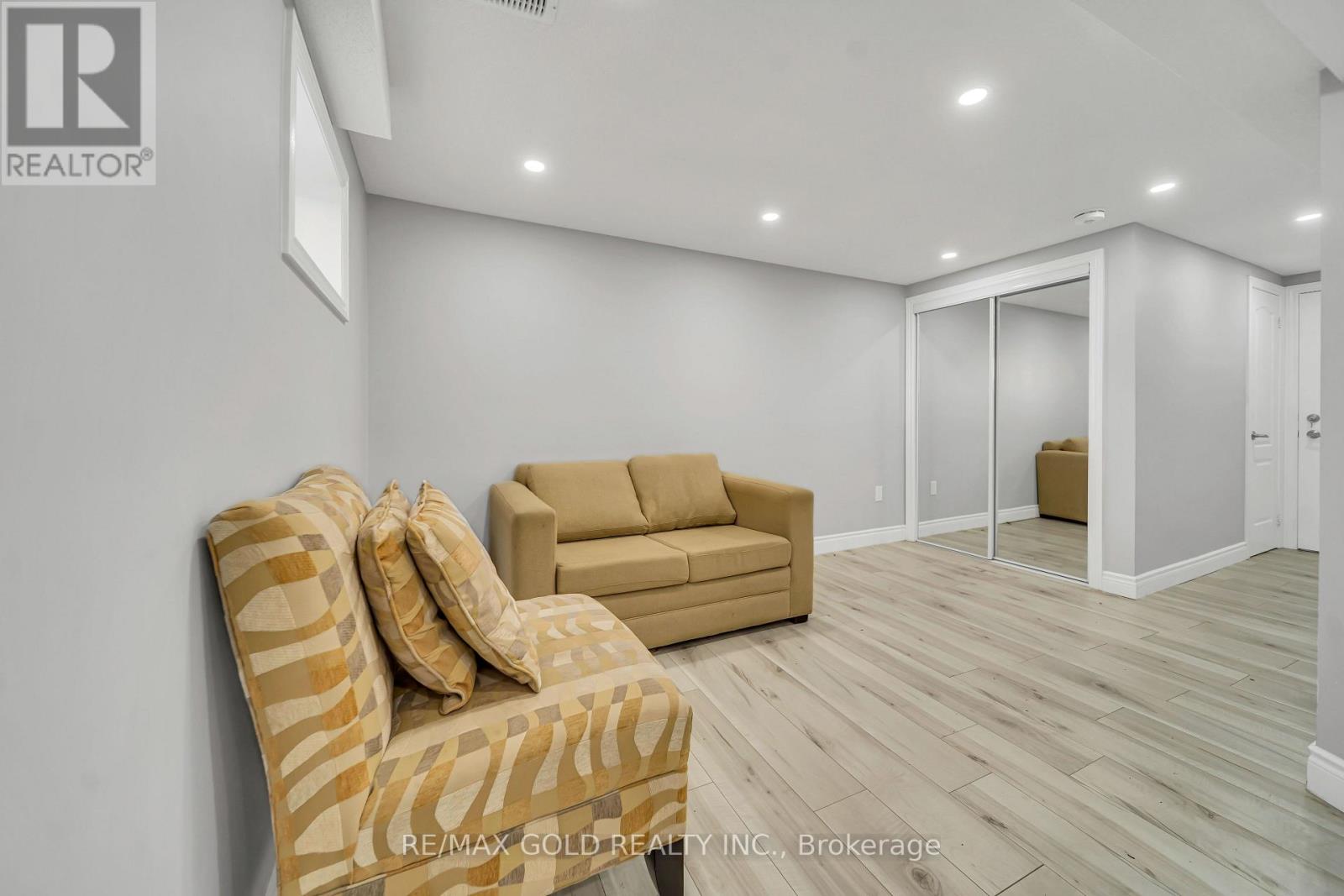 Basement - 70 Glenmore Crescent, Brampton, Ontario  L6S 1H8 - Photo 9 - W13861550
