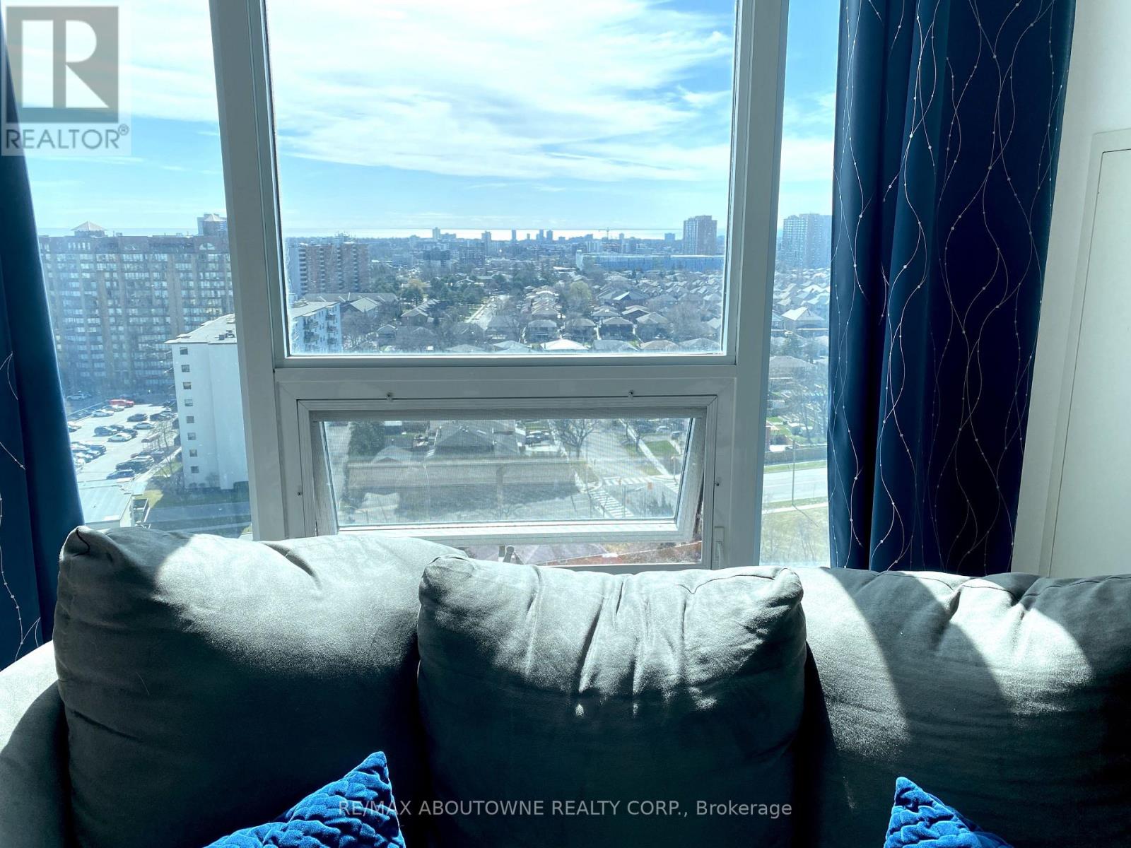 1712 - 3525 Kariya Drive, Mississauga, Ontario  L5B 0C2 - Photo 10 - W13861580
