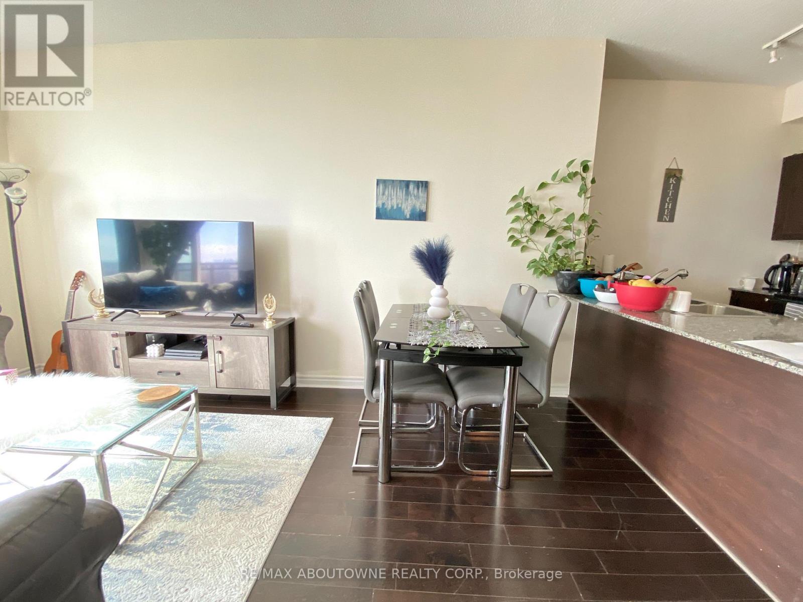 1712 - 3525 Kariya Drive, Mississauga, Ontario  L5B 0C2 - Photo 8 - W13861580