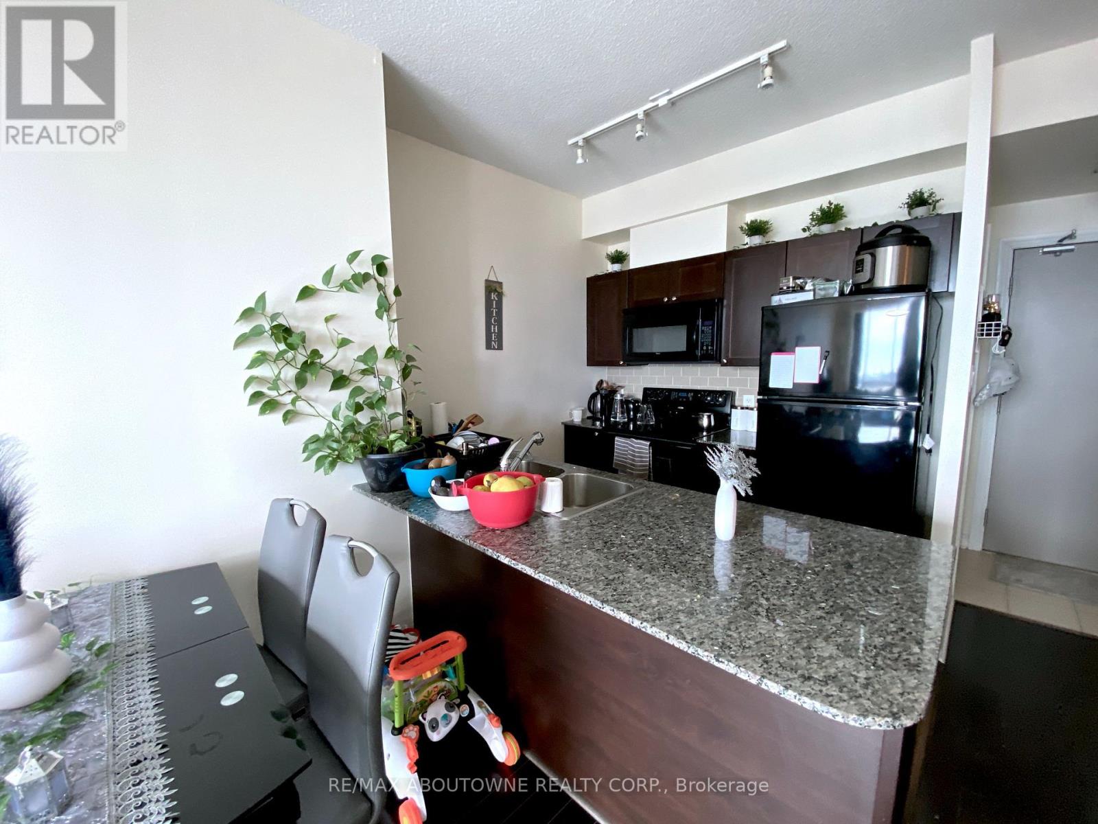 1712 - 3525 Kariya Drive, Mississauga, Ontario  L5B 0C2 - Photo 9 - W13861580