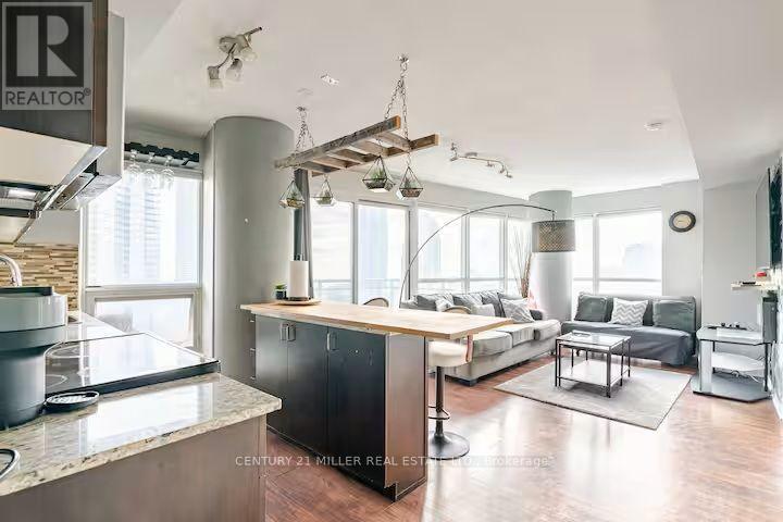 1503 - 155 LEGION ROAD N