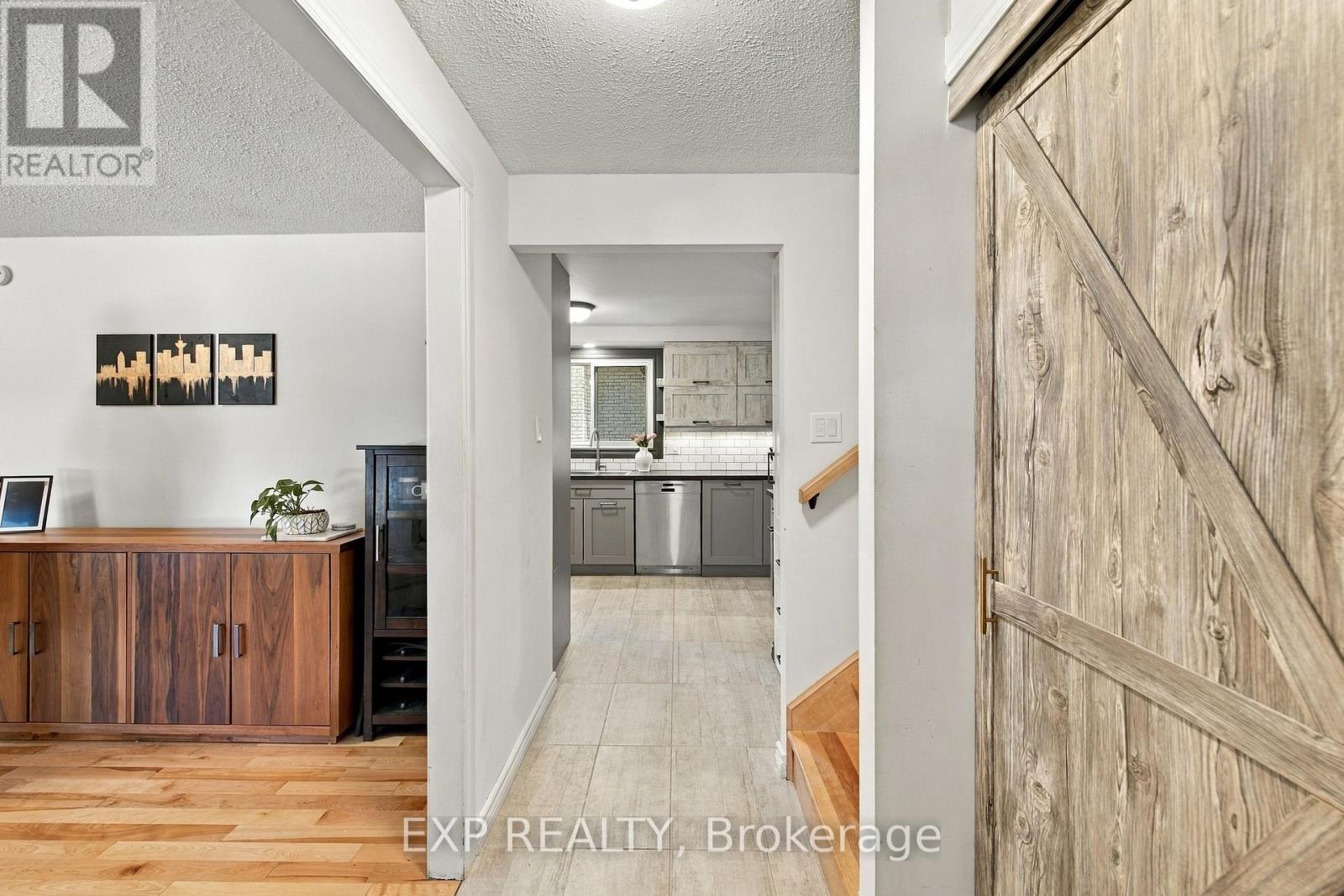 178 Laurentian Drive, Waterloo, Ontario  N2E 1Y3 - Photo 4 - X13861512