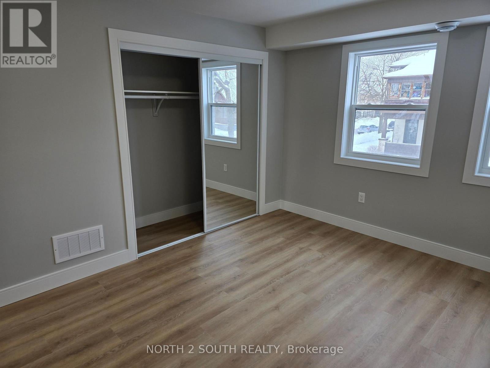 1 - 241 Darling Street, Brantford, Ontario  N3S 3X3 - Photo 5 - X13861690