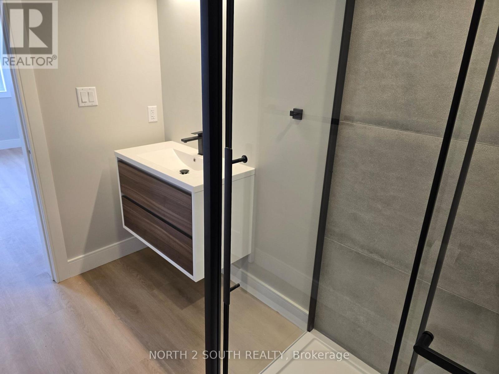 1 - 241 Darling Street, Brantford, Ontario  N3S 3X3 - Photo 8 - X13861690