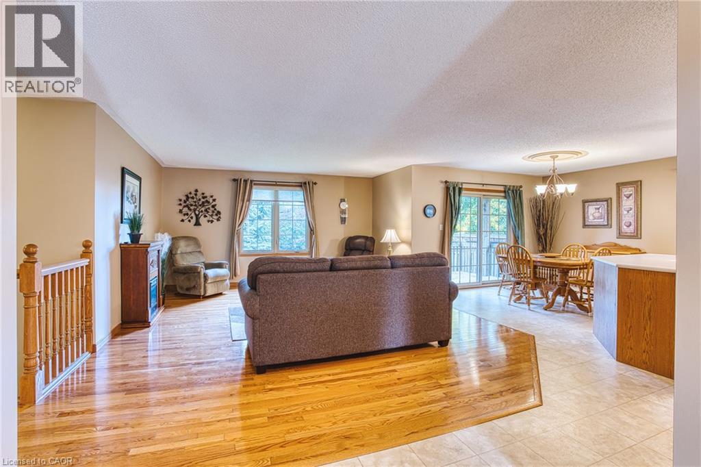 755 Wallace Avenue S, Listowel, Ontario  N4W 1Y7 - Photo 15 - 40868726