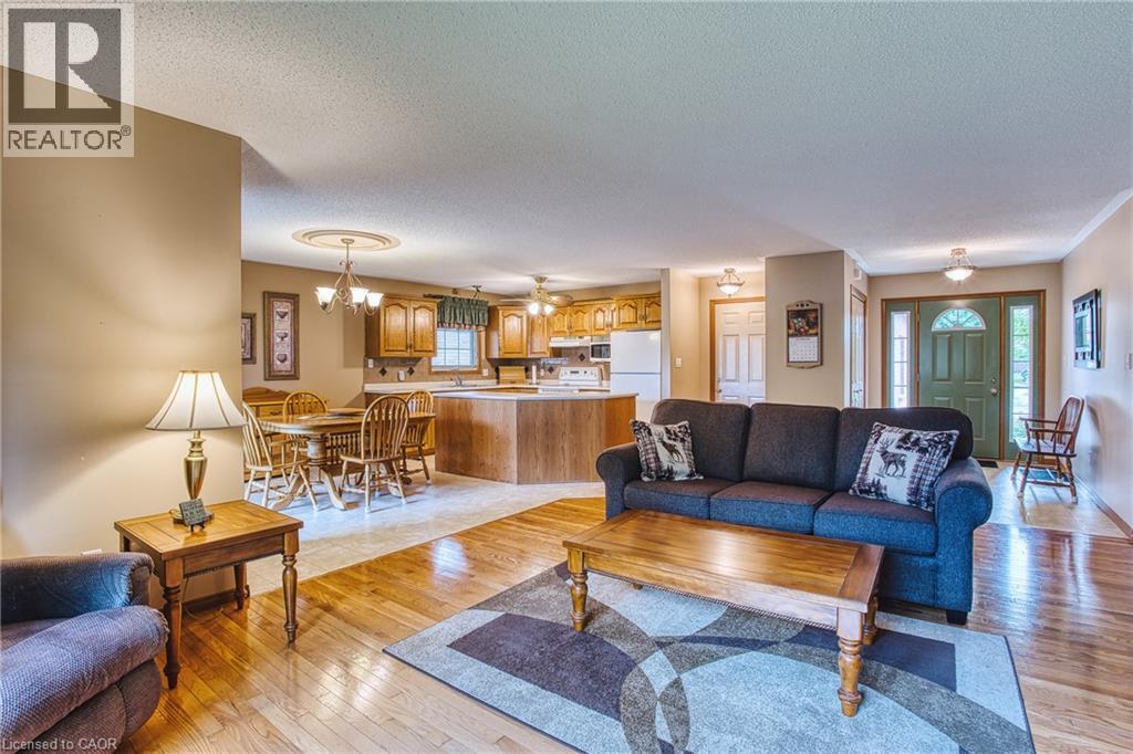 755 Wallace Avenue S, Listowel, Ontario  N4W 1Y7 - Photo 29 - 40868726