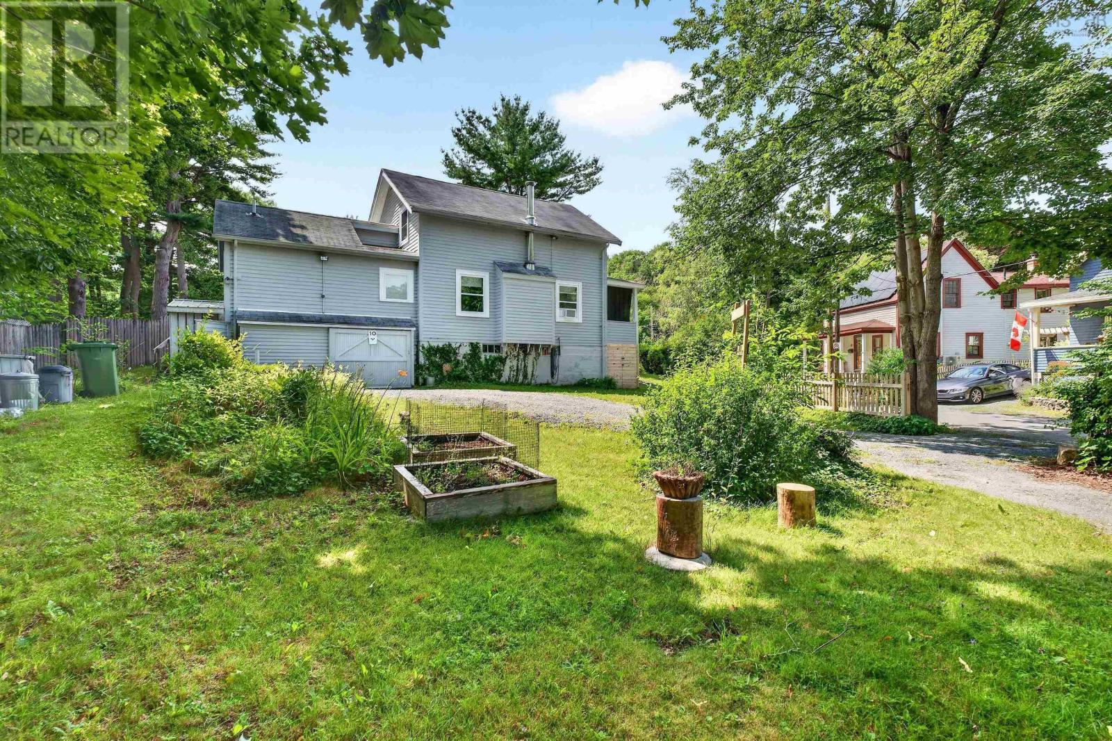 10 Braeburn Road, Halifax, Nova Scotia  B3N 1C2 - Photo 26 - 202625090