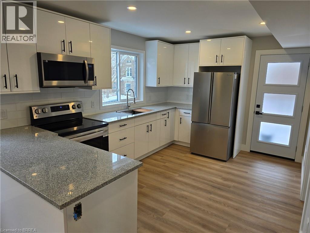 241 Darling Street Unit# 1, Brantford, Ontario  N3S 3X3 - Photo 2 - 40867416