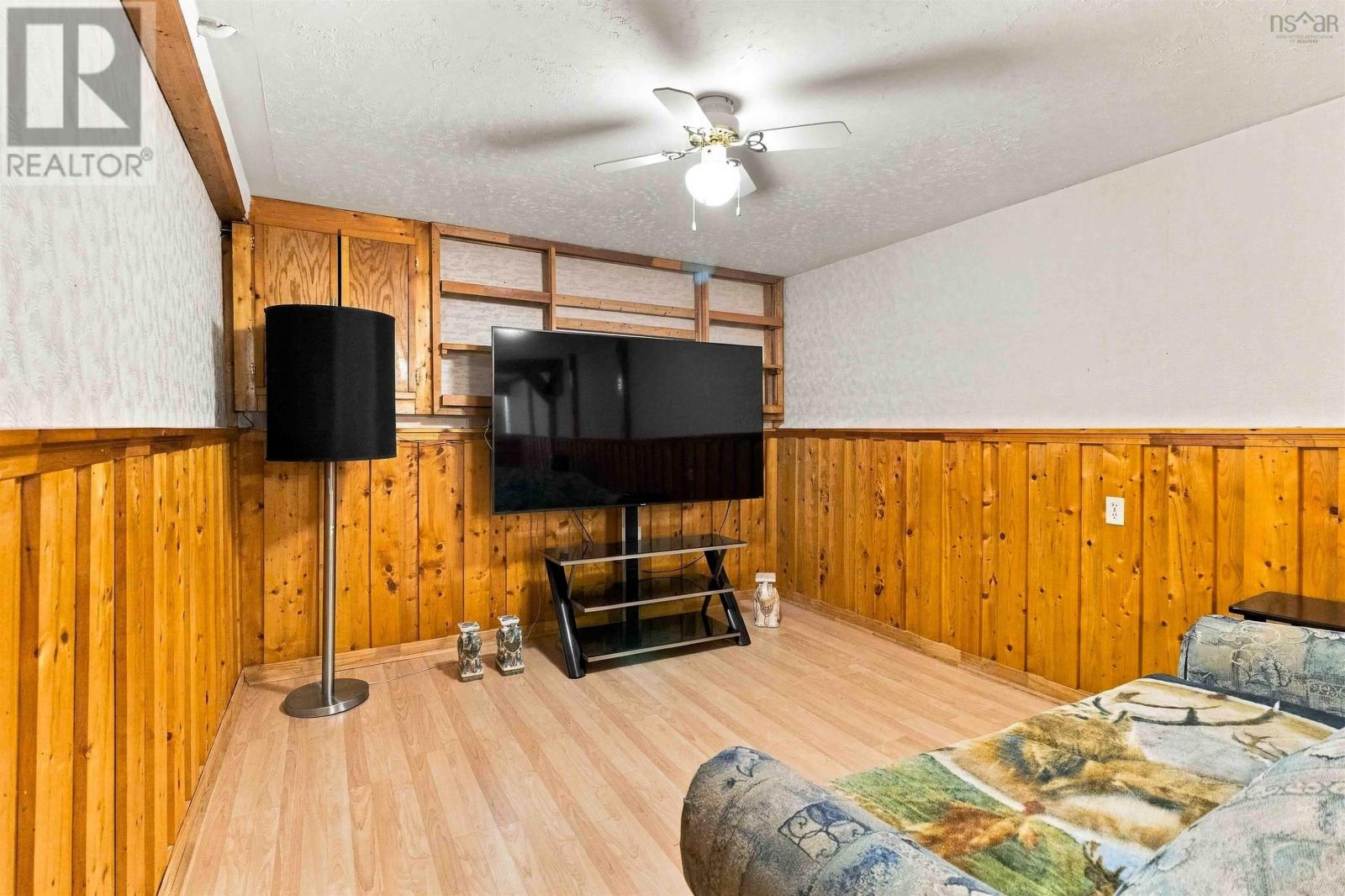 54 Himmelman Drive, Eastern Passage, Nova Scotia  B3G 1H9 - Photo 24 - 202625094