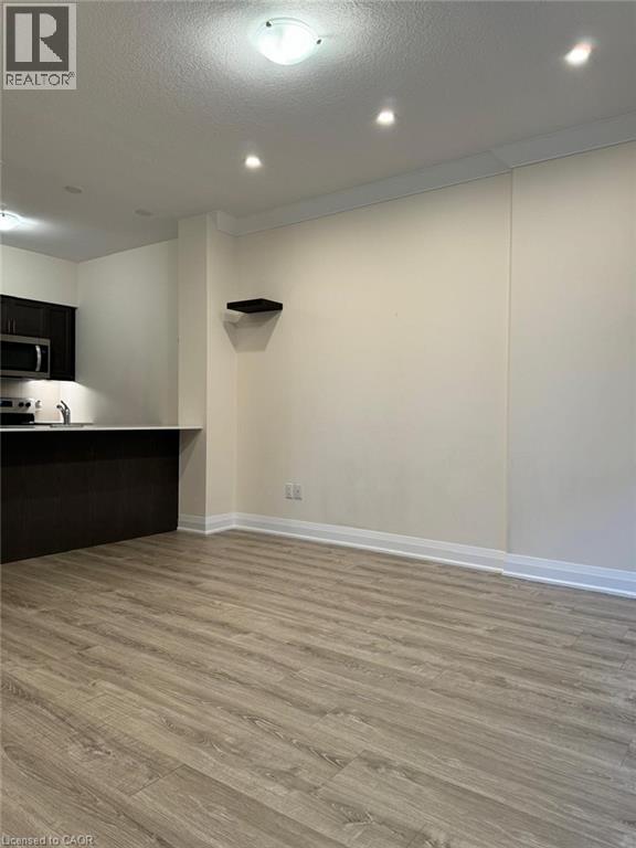 16 Concord Place Unit# 104, Grimsby, Ontario  L3M 0J1 - Photo 6 - 40868893