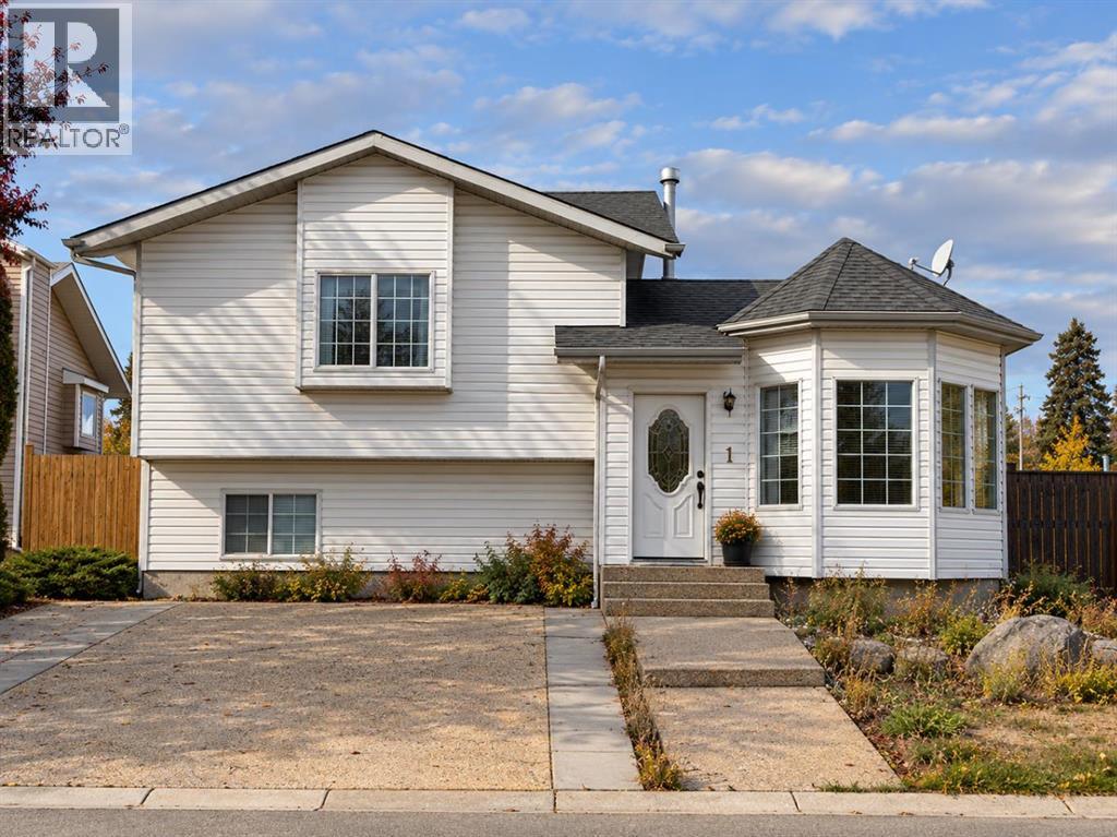1 Pickering Close