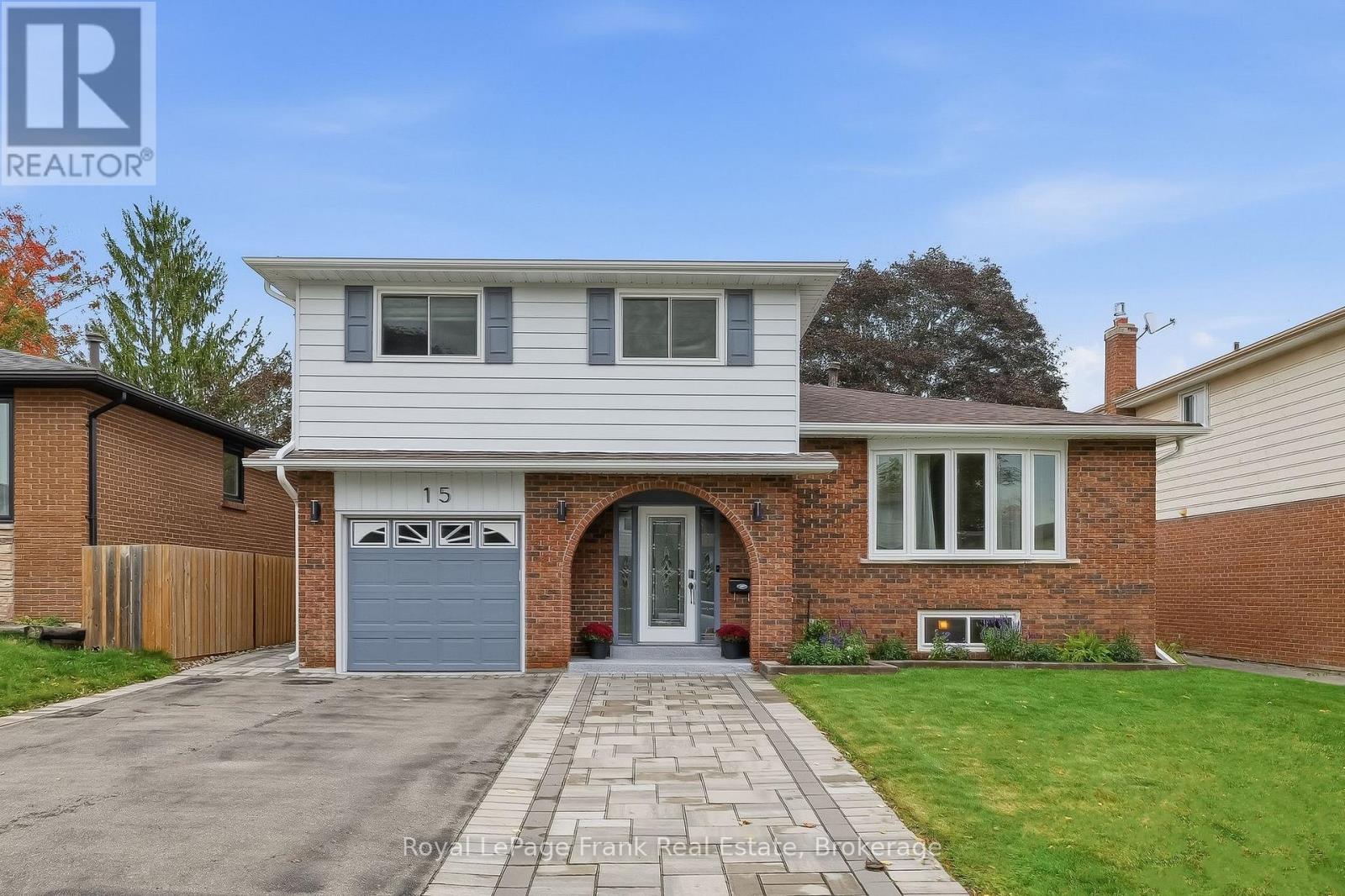 15 Hillier Street, Clarington, Ontario  L1C 3S5 - Photo 1 - E13861876