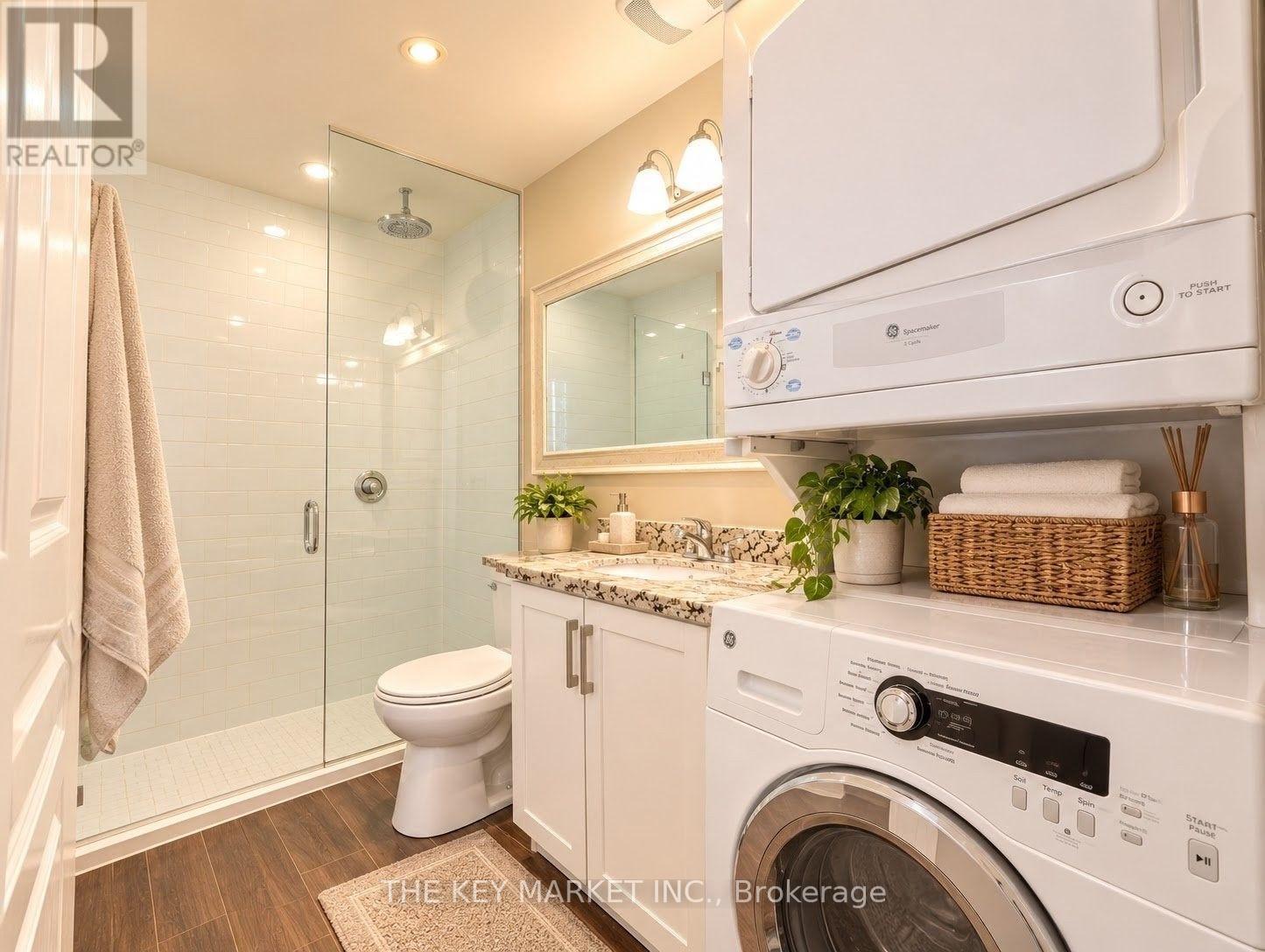 2 - 211 St Clements Avenue, Toronto, Ontario  M4R 1H3 - Photo 9 - C13861728