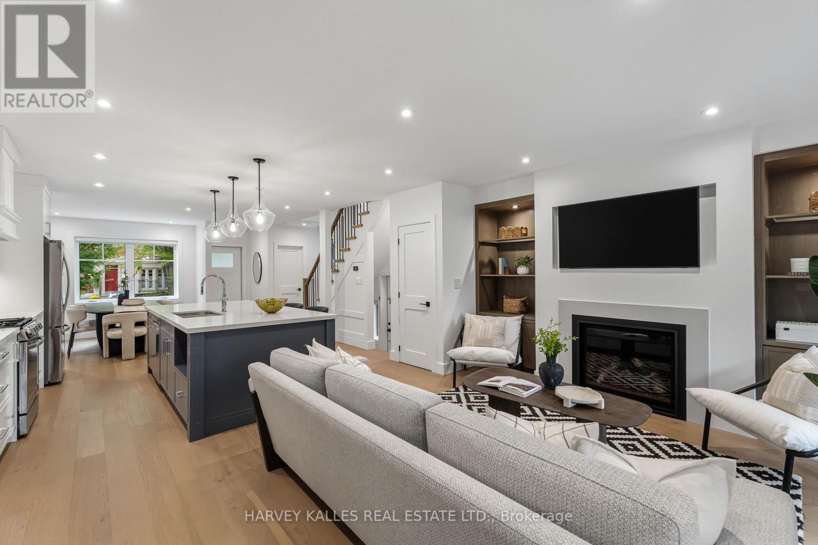 56 Glengarry Avenue, Toronto, Ontario  M5M 1C9 - Photo 20 - C13861790