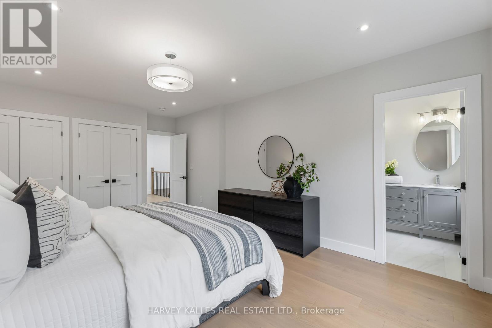 56 Glengarry Avenue, Toronto, Ontario  M5M 1C9 - Photo 26 - C13861790