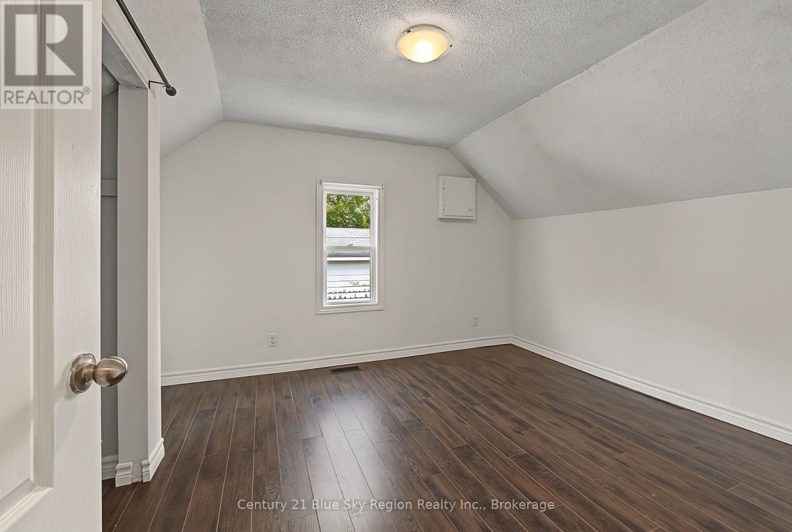 22 Corbett Street, North Bay, Ontario  P1A 1M5 - Photo 12 - X13861736
