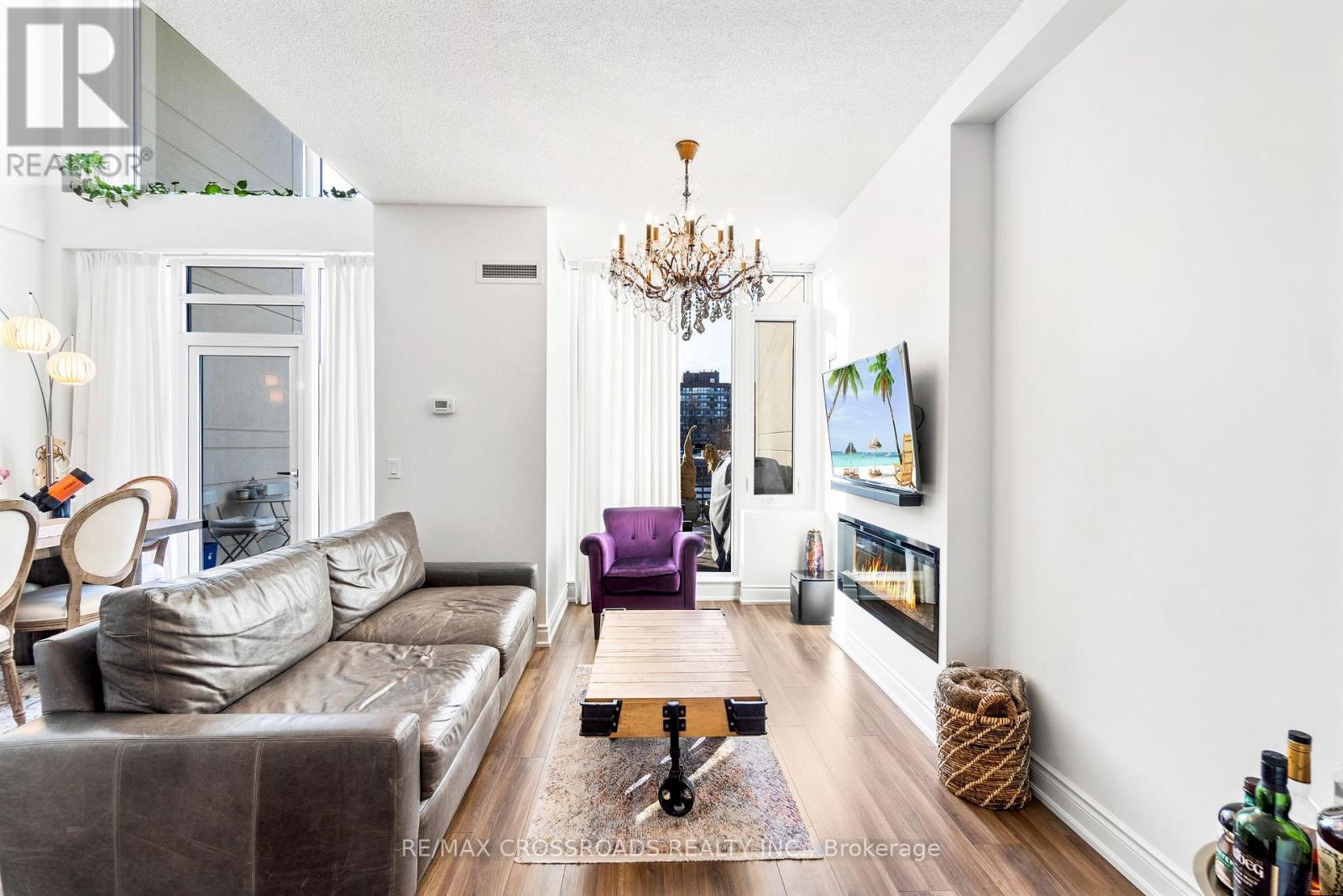 Th102 - 9618 Yonge Street, Richmond Hill (North Richvale), Ontario  L4C 0X5 - Photo 10 - N13861772