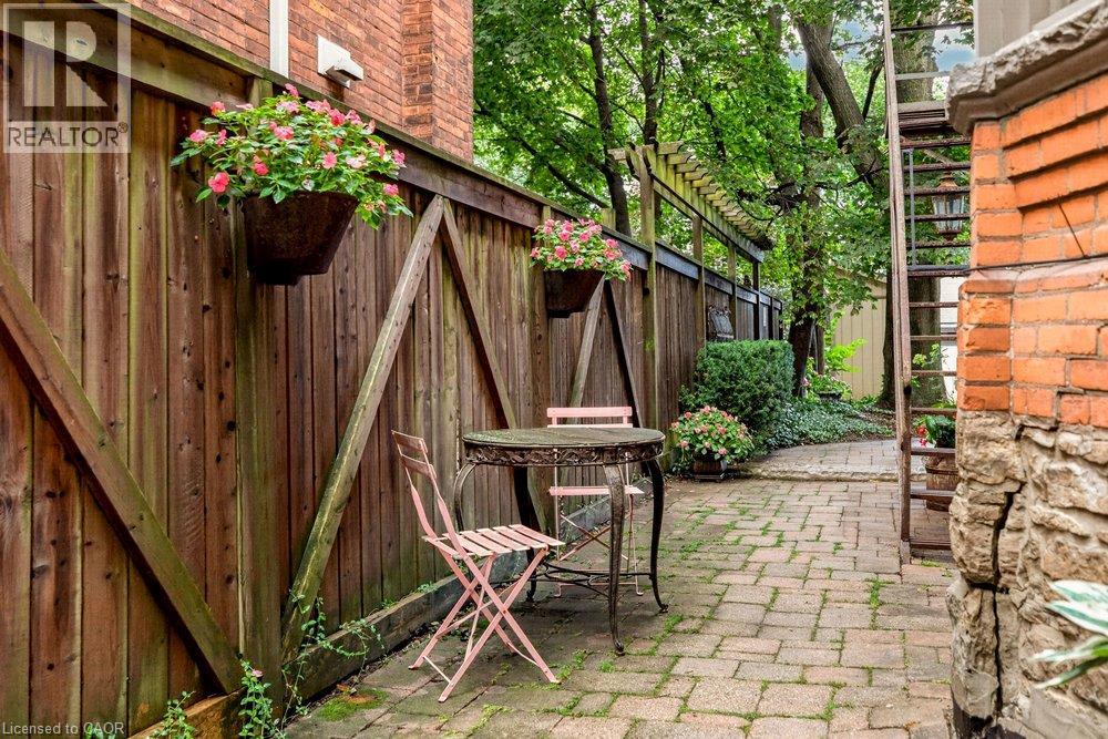 282 Hess Street S, Hamilton, Ontario  L8P 3P7 - Photo 7 - 40868583