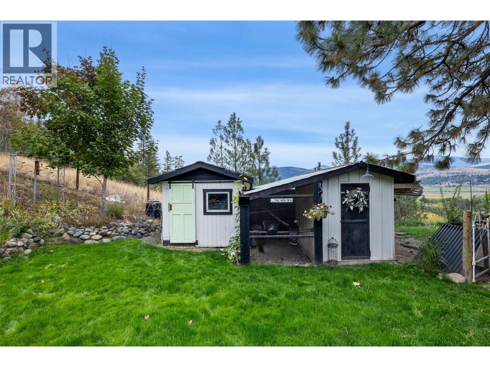 850 Inskip Road, Kamloops, British Columbia  V2B 8N7 - Photo 38 - 10396047