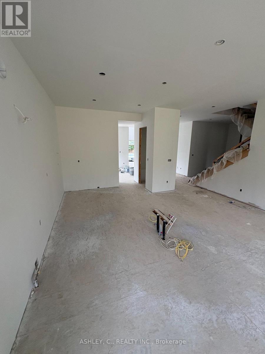 2574 Sharon Crescent, Mississauga (Erindale), Ontario  L5C 1Y8 - Photo 15 - W13861752