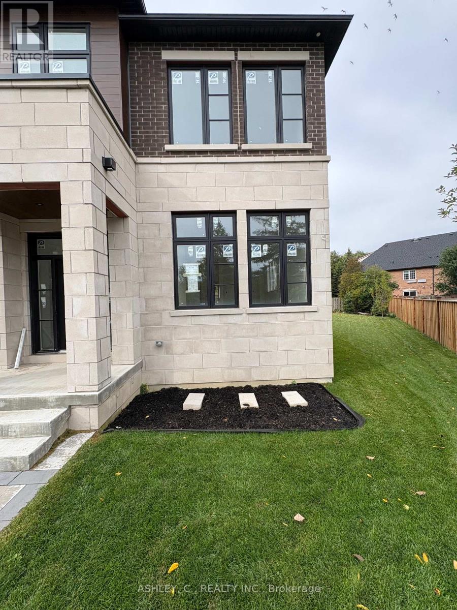 2574 Sharon Crescent, Mississauga (Erindale), Ontario  L5C 1Y8 - Photo 7 - W13861752