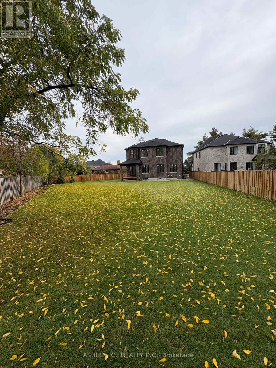 2574 Sharon Crescent, Mississauga (Erindale), Ontario  L5C 1Y8 - Photo 9 - W13861752