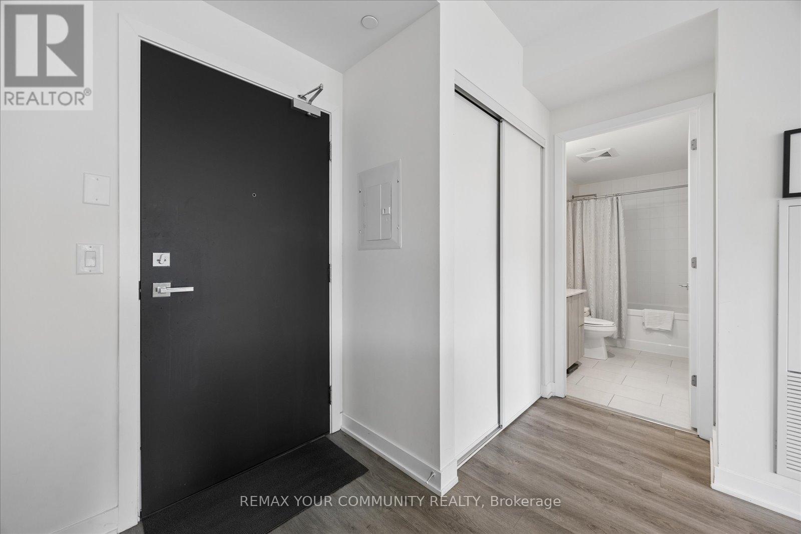 404 - 430 Roncesvalles Avenue, Toronto (Roncesvalles), Ontario  M6R 0A6 - Photo 3 - W13861770