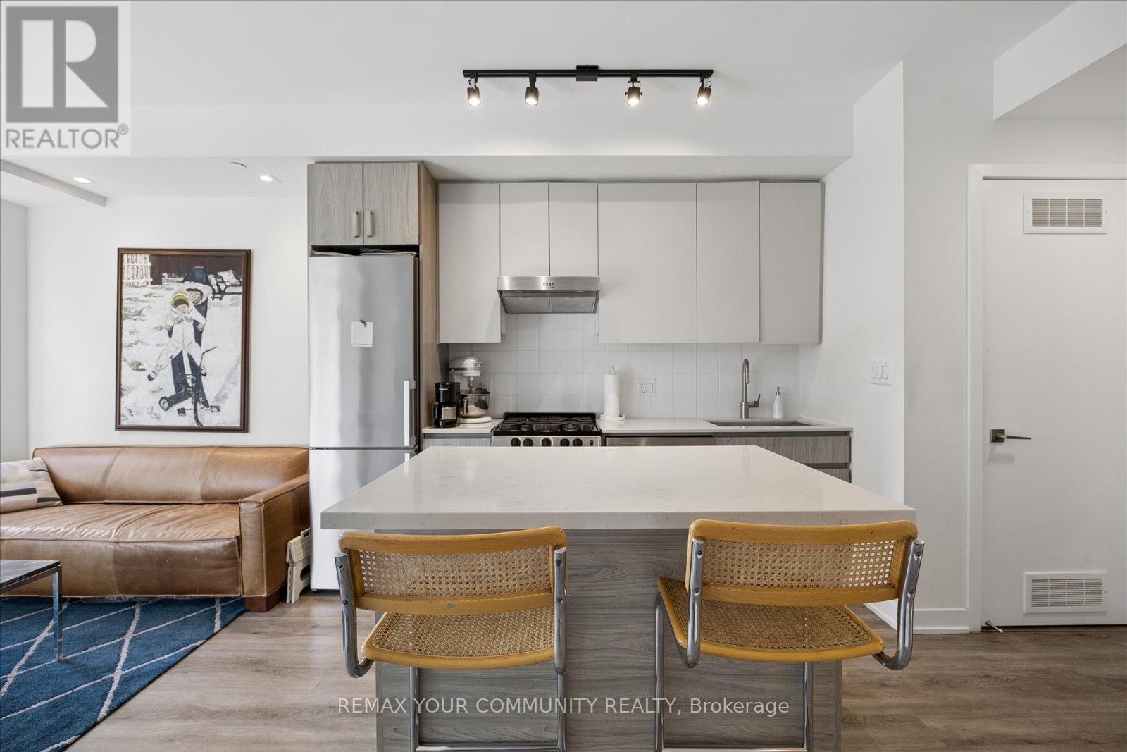404 - 430 Roncesvalles Avenue, Toronto (Roncesvalles), Ontario  M6R 0A6 - Photo 8 - W13861770