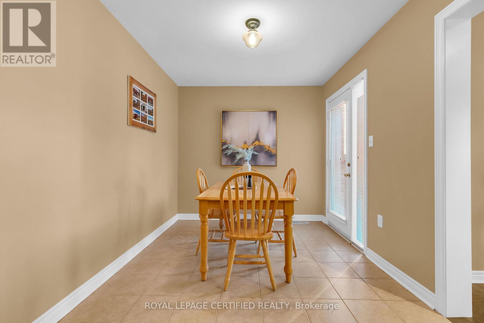 144 Mccready Drive, Milton (Sc Scott), Ontario  L9T 0V5 - Photo 11 - W13861882