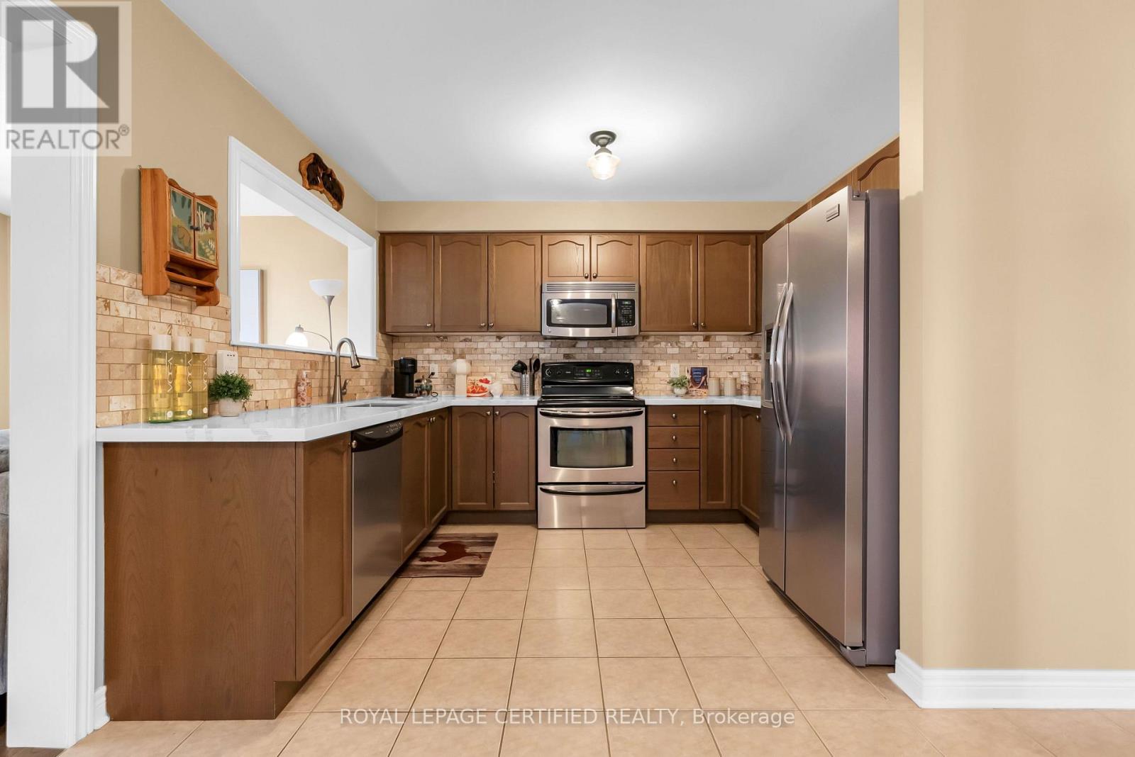 144 Mccready Drive, Milton (Sc Scott), Ontario  L9T 0V5 - Photo 8 - W13861882