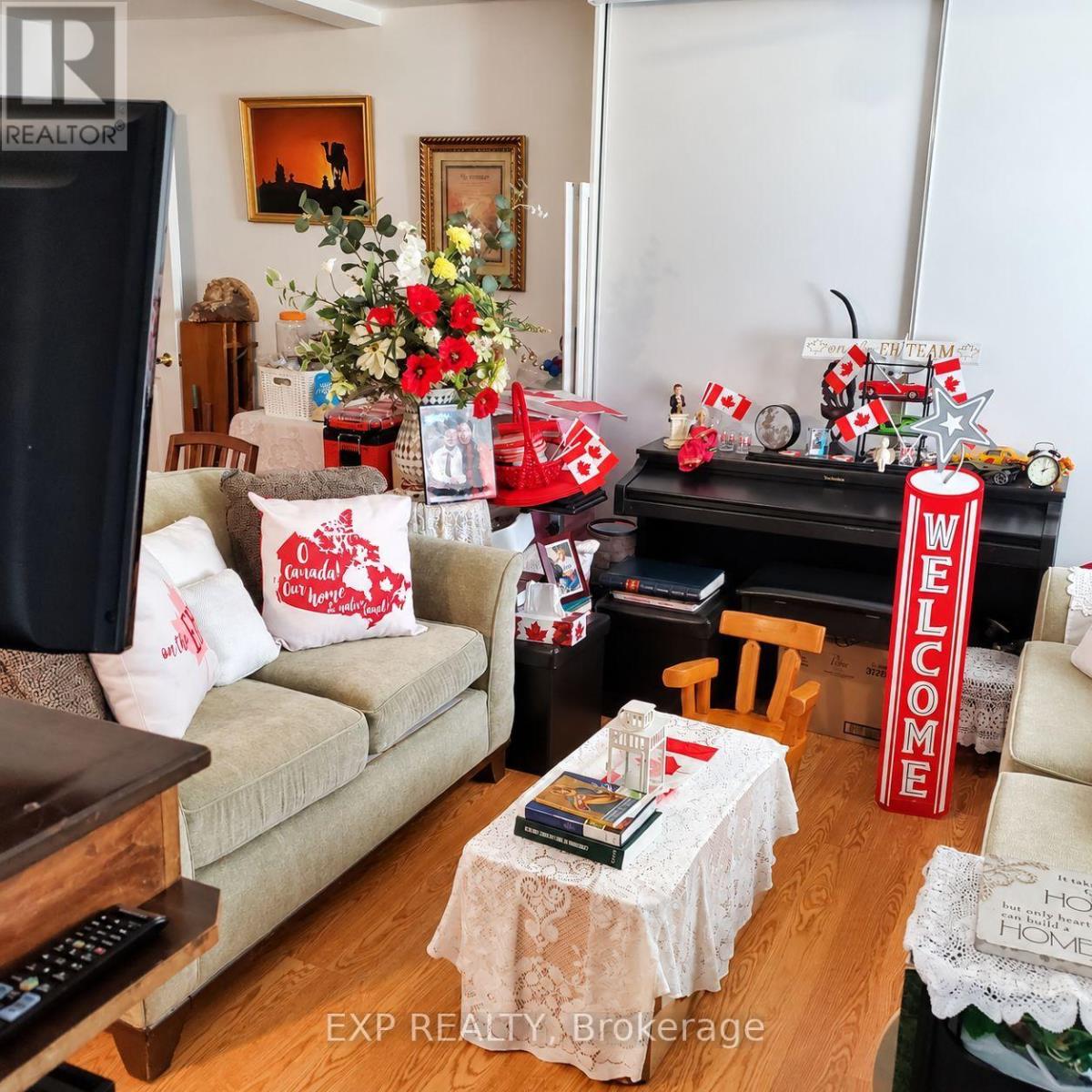 5 - 736 Kingston Road, Toronto, Ontario  M4E 1R7 - Photo 6 - E13855148