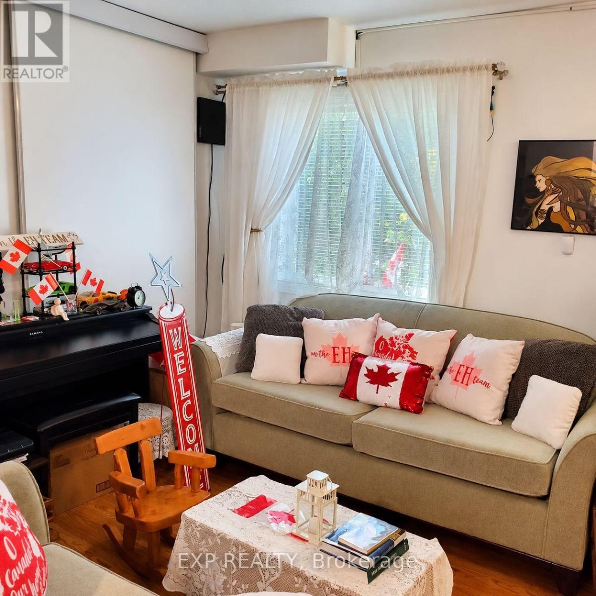 5 - 736 Kingston Road, Toronto, Ontario  M4E 1R7 - Photo 5 - E13855148