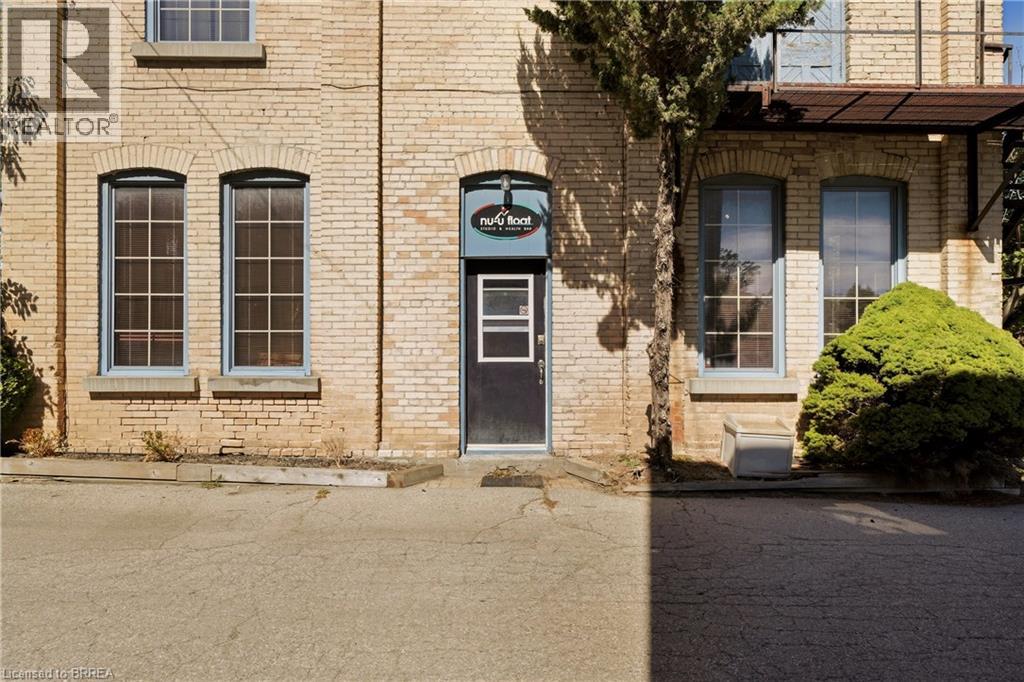 200 Grand River Avenue, Brantford, Ontario  N3T 4X9 - Photo 1 - 40867082