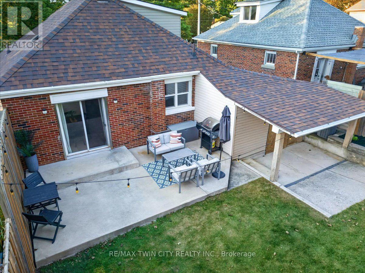 67 Arnold Street, Kitchener, Ontario  N2H 6C9 - Photo 37 - X13861762