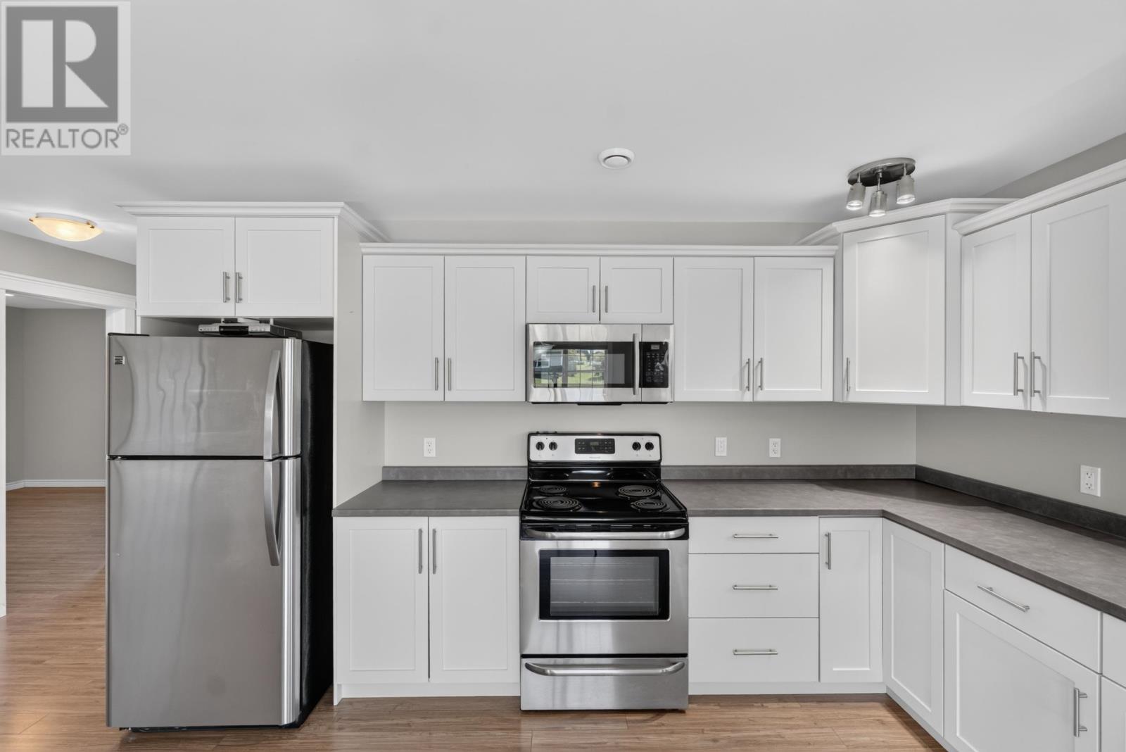 26 Stephanie Drive, Cornwall, Prince Edward Island  C0A 1H4 - Photo 10 - 202625128