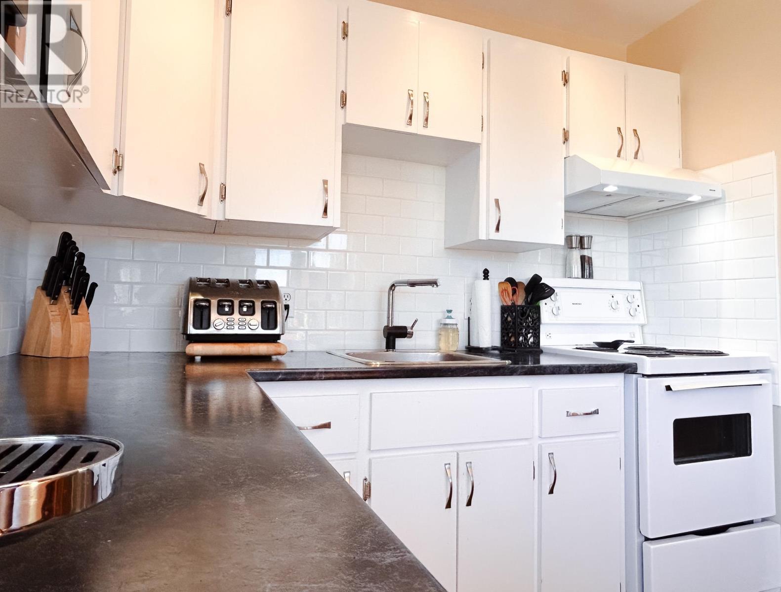 16 Allen Street, North Rustico, Prince Edward Island  C0A 1X0 - Photo 11 - 202625136