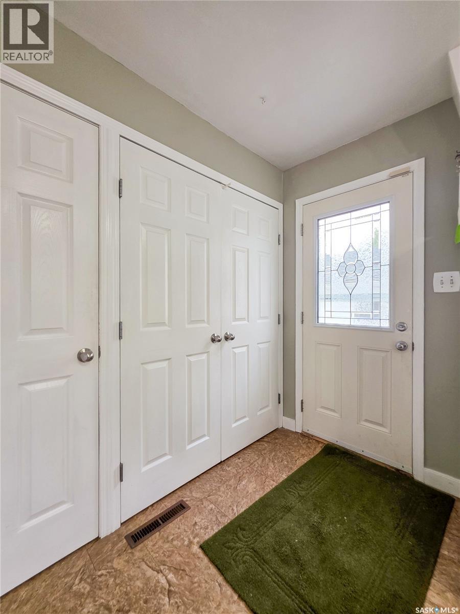 202 7th Avenue W, Melville, Saskatchewan  S0A 2P0 - Photo 10 - SK050341