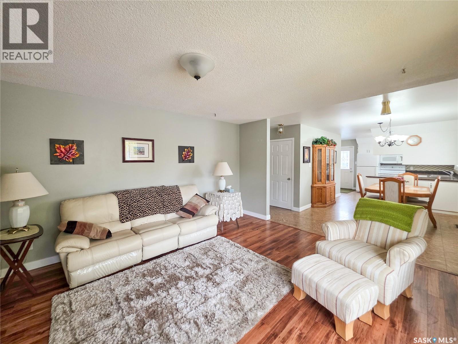 202 7th Avenue W, Melville, Saskatchewan  S0A 2P0 - Photo 21 - SK050341