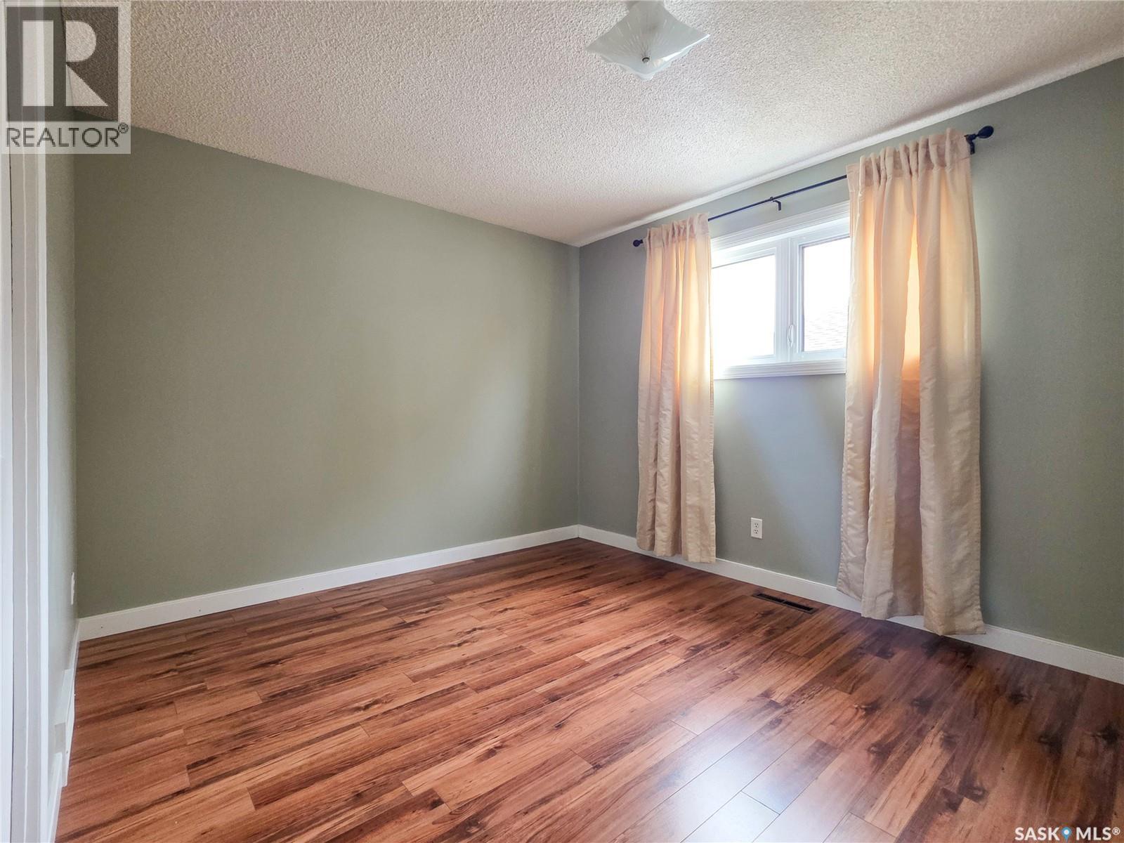 202 7th Avenue W, Melville, Saskatchewan  S0A 2P0 - Photo 24 - SK050341