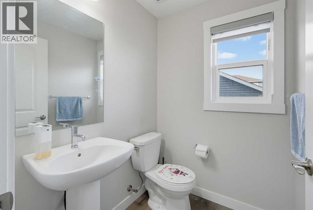 341 Calhoun Common NE, Calgary, Alberta  T3P 1T2 - Photo 11 - A2350113