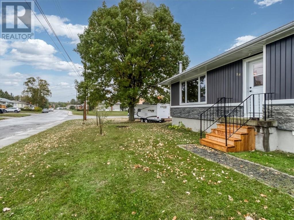 18 Wickwas Street, Onaping, Ontario  P0M 2R0 - Photo 4 - 2130783
