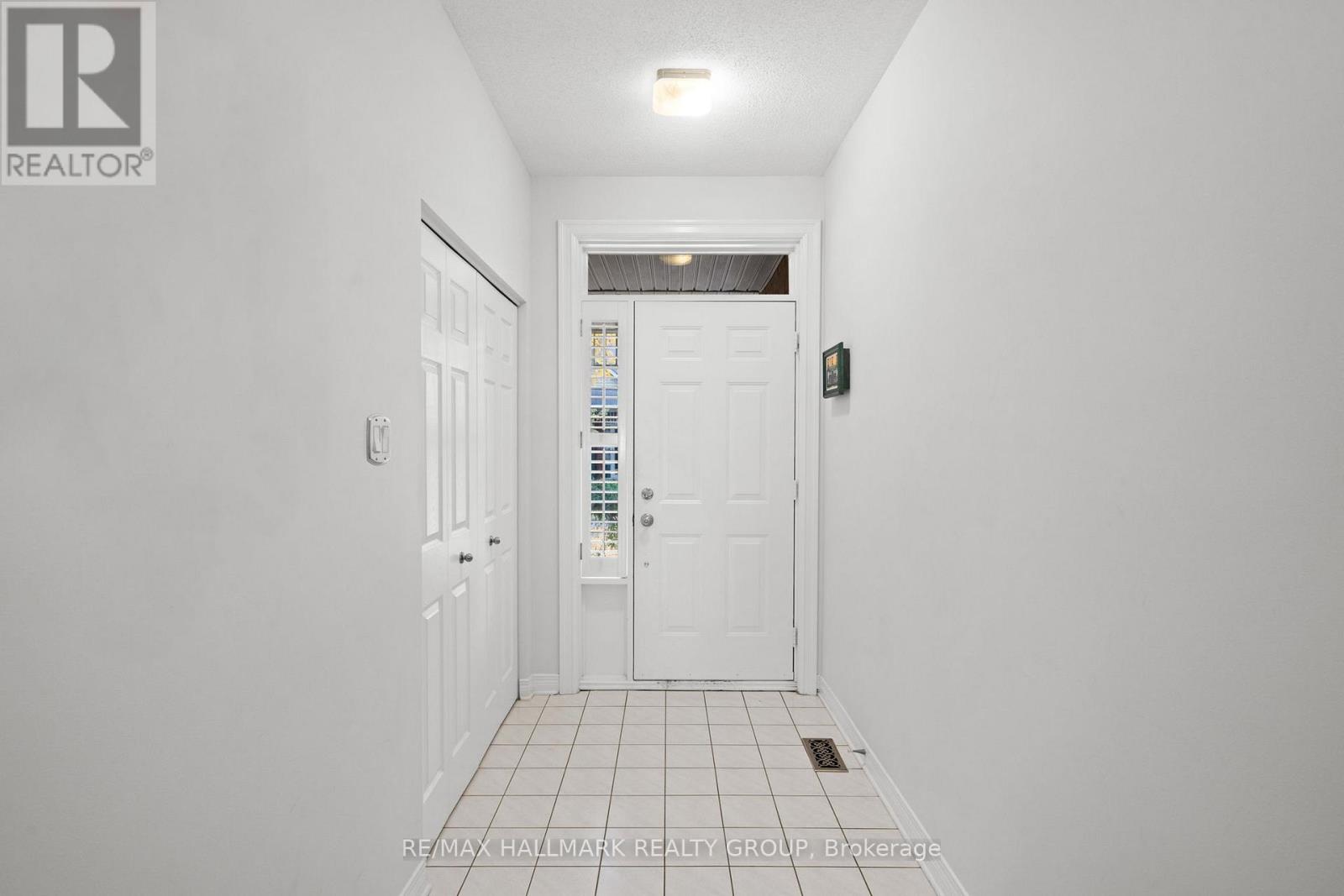 19 - 1240 Kilborn Place, Ottawa, Ontario  K1H 1B4 - Photo 3 - X13861990