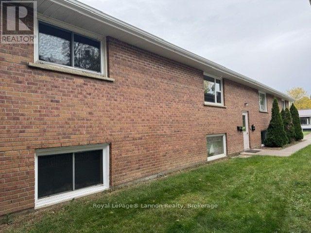 639 Mckellar Street N, Thunder Bay, Ontario  P7C 4A4 - Photo 2 - X13862058