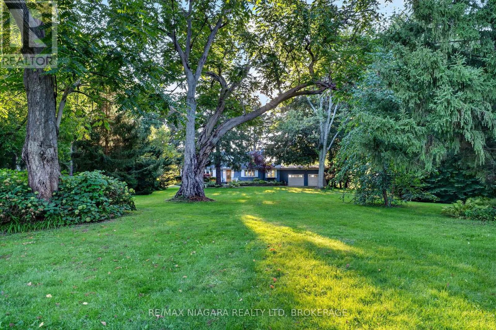 1577 Gregory Road, St. Catharines, Ontario  L2R 6P9 - Photo 2 - X13861942