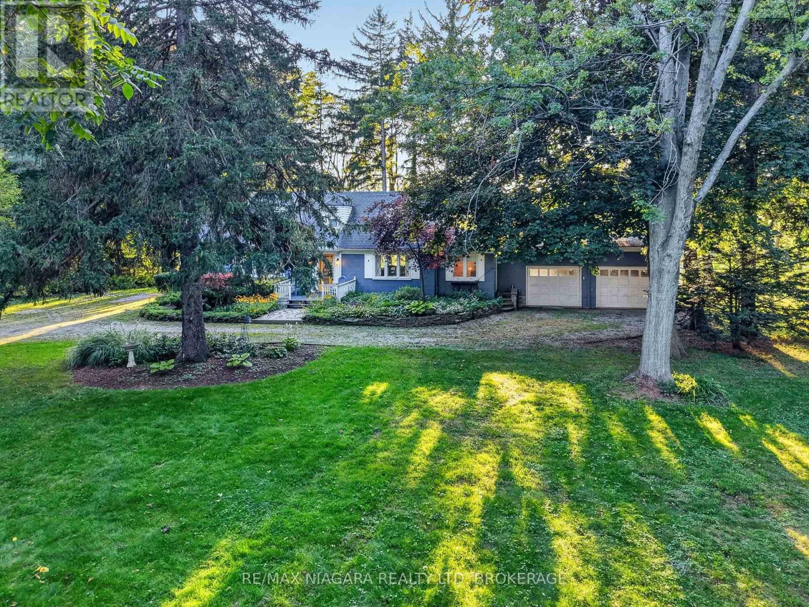 1577 Gregory Road, St. Catharines, Ontario  L2R 6P9 - Photo 3 - X13861942