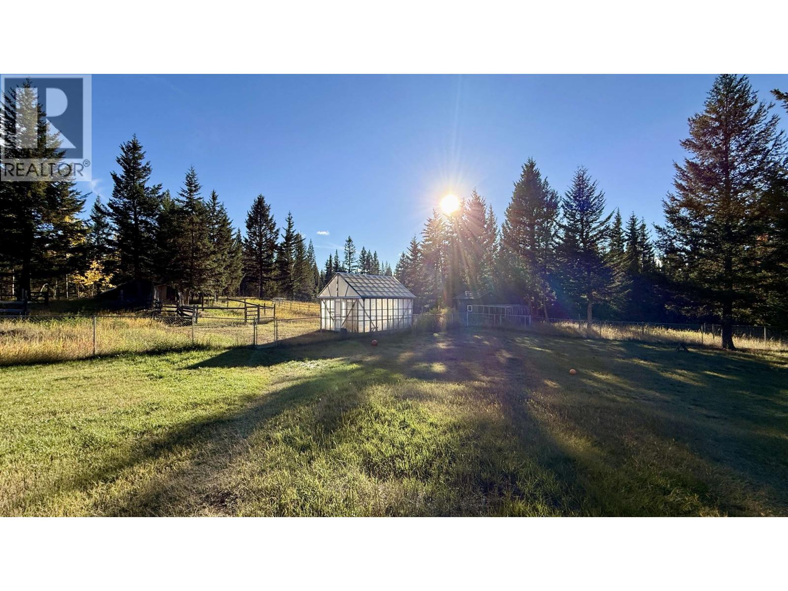 6784 Barnett Road, 100 Mile House, British Columbia  V0K 2E2 - Photo 27 - R3172239