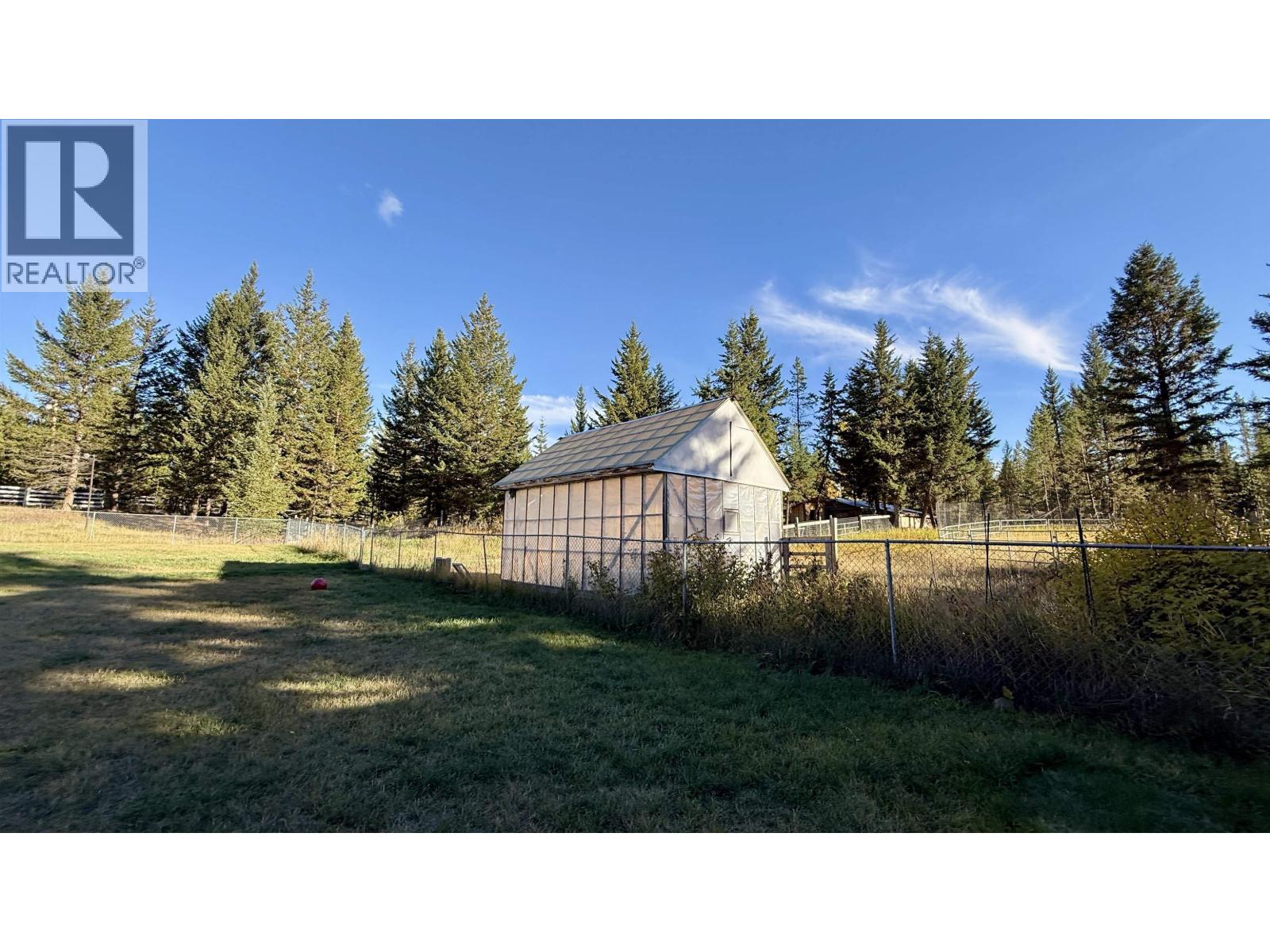 6784 Barnett Road, 100 Mile House, British Columbia  V0K 2E2 - Photo 30 - R3172239