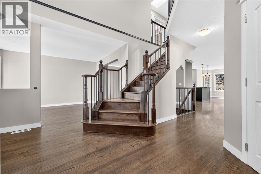 149 Valley Ridge Court NW